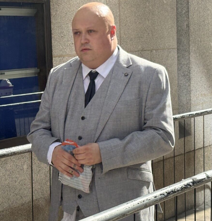 Musician cleared of non binary assault